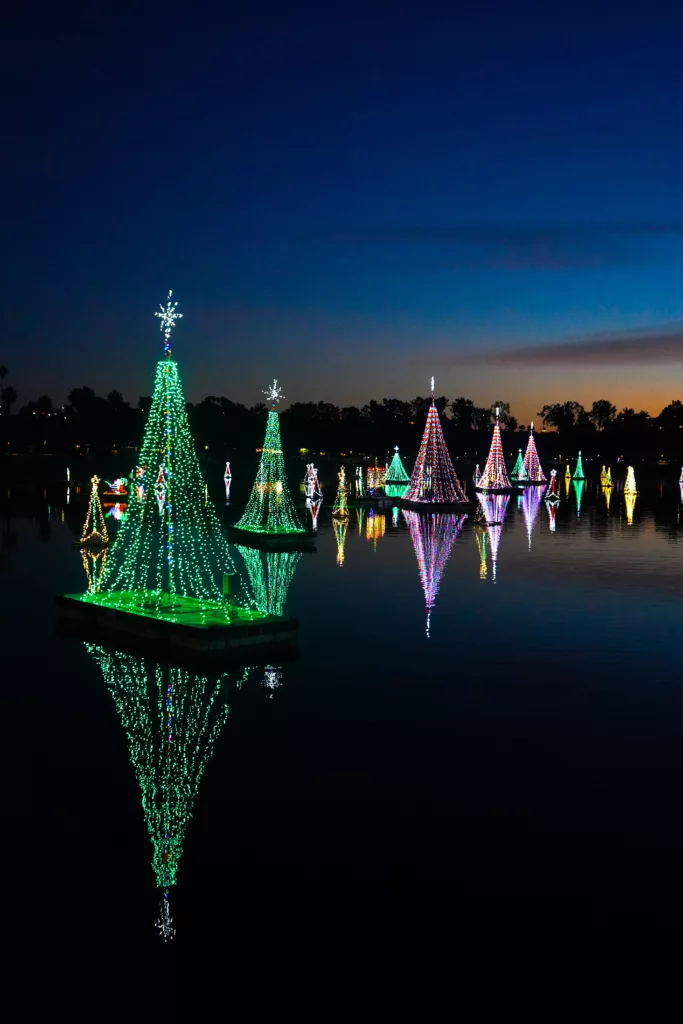 Lighting of the bay